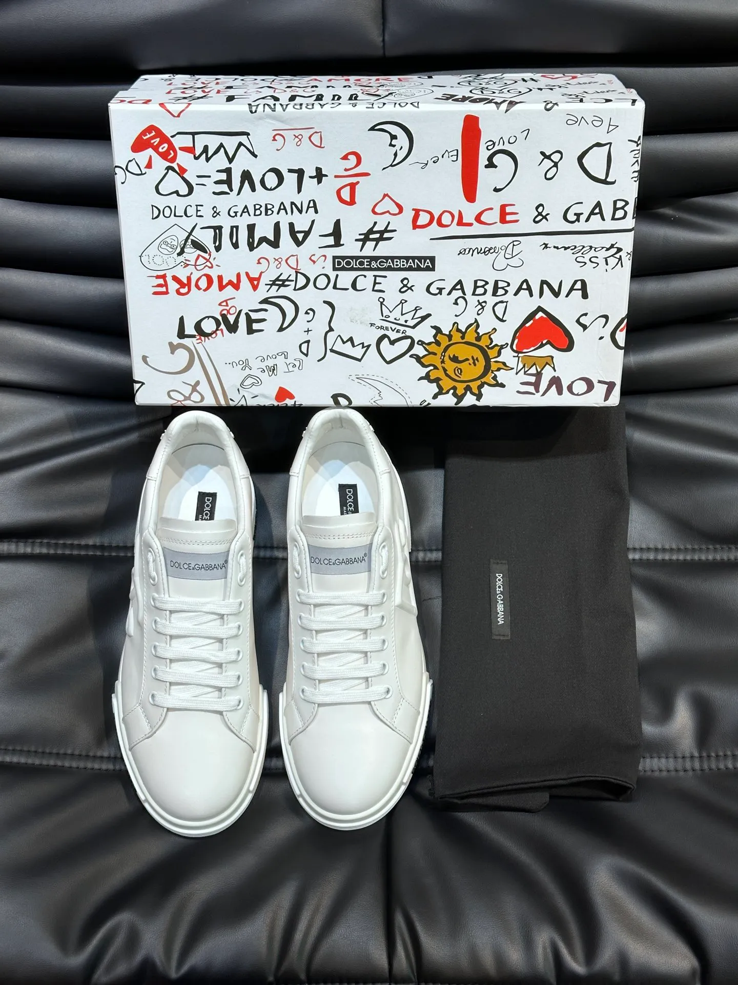 Men's shoes 💰p380 "DG" premium men's casual sports shoes! Imported original cowhide, imported original hardware, exquisite and luxurious, super A level! Compared with the genuine product at the counter, the version is no worse at all! Size:38-45 (46 customized)